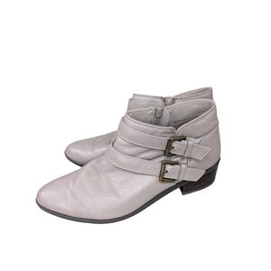 Bella Vita Womens Ankle Boots 8.5 M Gray Taupe Leather Double Buckle Zip Booties